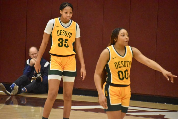 2023 Holiday Classic in Portland: DeSoto vs. Archbishop Mitty